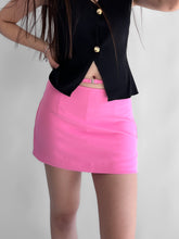 Cargar imagen en el visor de la galería, Falda short con cintillo - Rosa