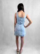 Cargar imagen en el visor de la galería, Vestido denim brillos, hebilla westerm - Azul claro