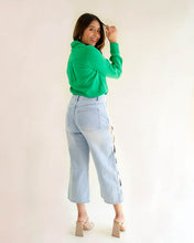 Cargar imagen en el visor de la galería, Blusa camisera manga larga tencel - Verde
