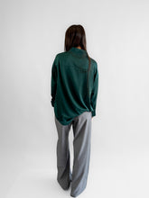 Cargar imagen en el visor de la galería, Camisa santinada pliegue al centro m/l - Verde
