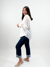 Cargar imagen en el visor de la galería, Camisa santinada pliegue al centro m/l - Ivory
