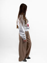 Cargar imagen en el visor de la galería, Sudadera grafica cherry Paris
