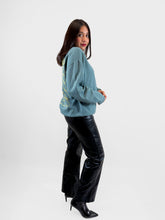 Cargar imagen en el visor de la galería, Sudadera grafica cheers
