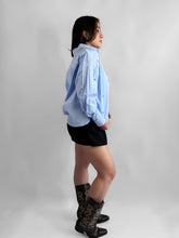 Cargar imagen en el visor de la galería, Camisa popelina con piedras- Azul
