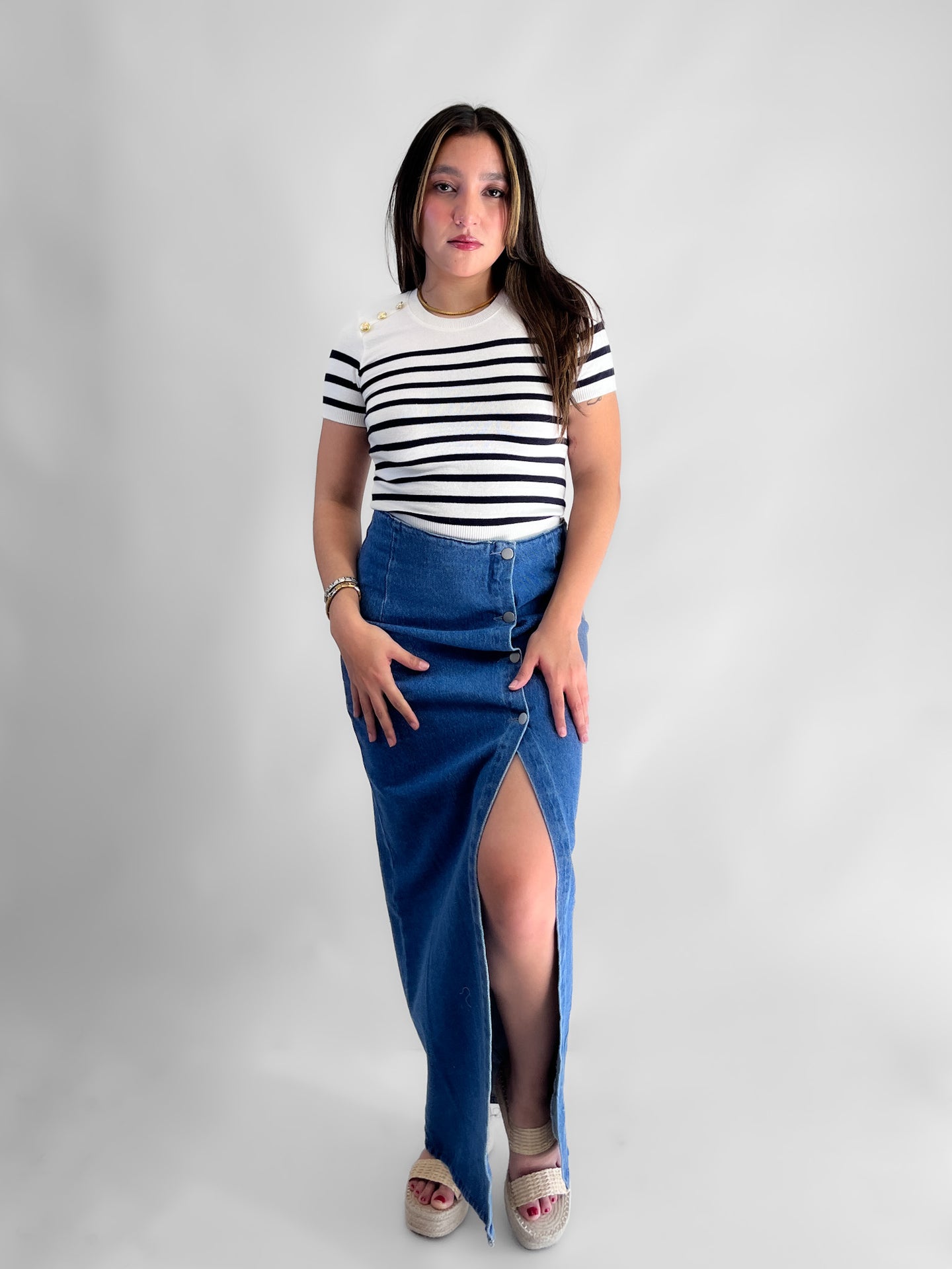 Maxi falda denim botones laterales