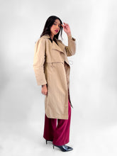Cargar imagen en el visor de la galería, Rompevientos largo sport - Beige

