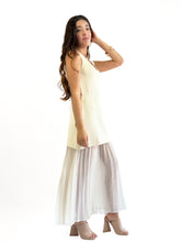 Cargar imagen en el visor de la galería, Vestido bandage con plisado - Ivory
