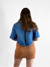 Cargar imagen en el visor de la galería, Camisa oversize cropped denim
