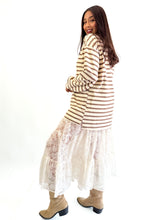 Cargar imagen en el visor de la galería, Rugby polo rayada con cardigan puño - Beige/cafe

