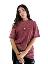Cargar imagen en el visor de la galería, Tshirt acid wash brillos - Tinto
