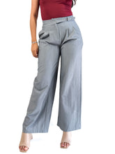 Cargar imagen en el visor de la galería, Pantalón holgado con hebilla costado - Gris
