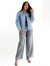 Cargar imagen en el visor de la galería, Chaqueta mezclilla cropped
